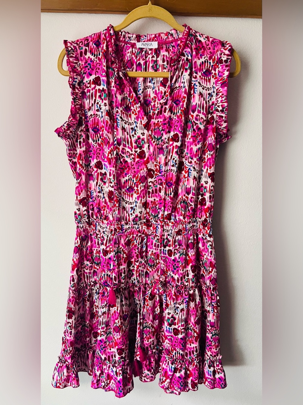 NWOT Avara Estie Printed Short Dress Size Large